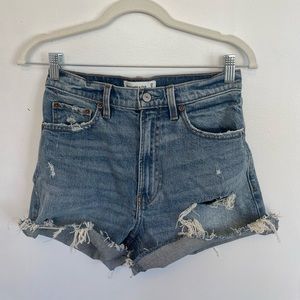 A&F HIGH RISE JEAN SHORTS